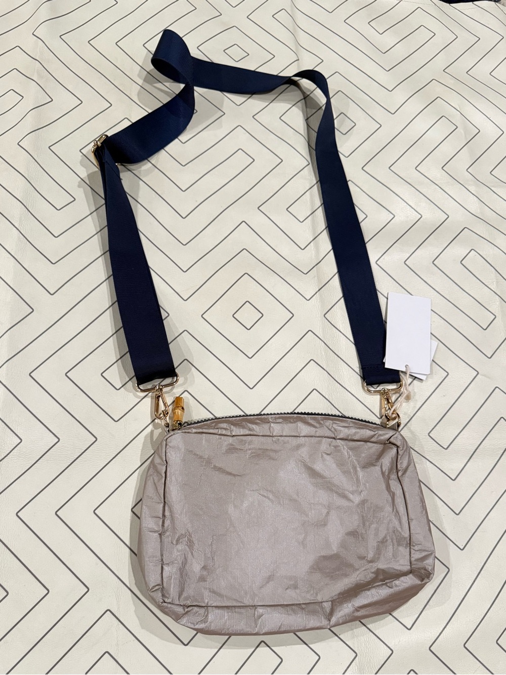 NWT Bourbon & Bamboo Champagne Crossbody Purse - Picture 10 of 12